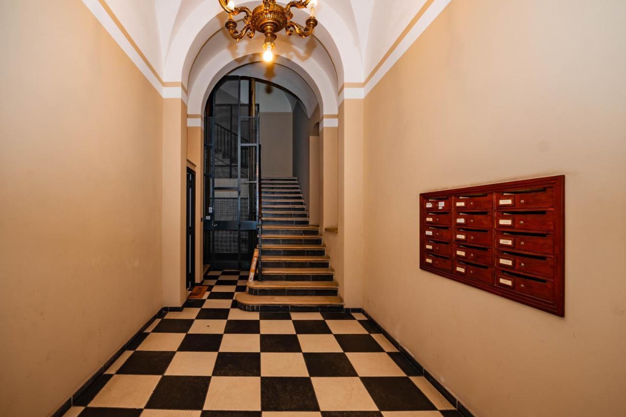 Apartamento Stone House Bari Exterior foto